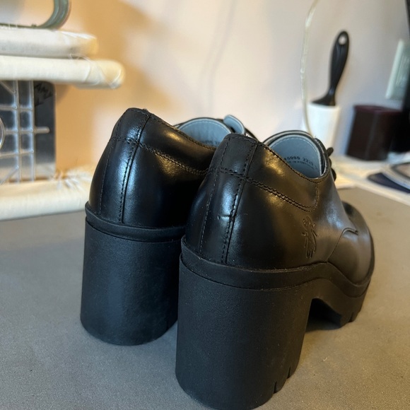 Fly London heeled loafers - Picture 4 of 6